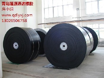 聚酯輸送帶與橡膠輸送帶價(jià)格差異分析及選購指南